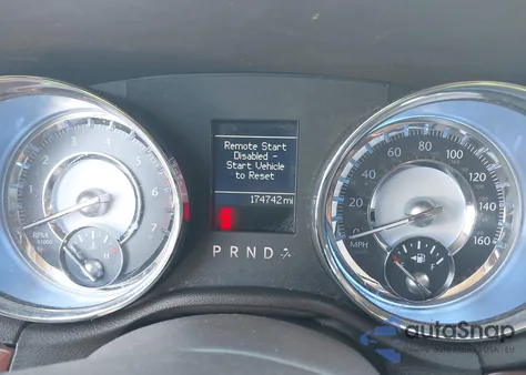 2011 Chrysler 300C z USA, uszkodzony, nr VIN 2C3CA6CT6BH592462